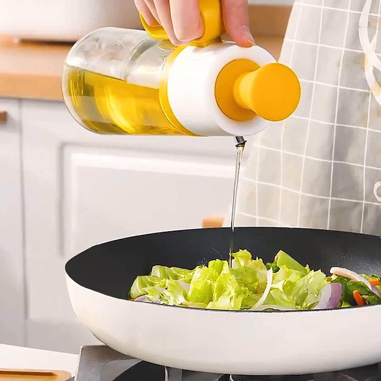 2-in-1 Glass Oil Dispenser with Silicone Brush – 630ML Kitchen