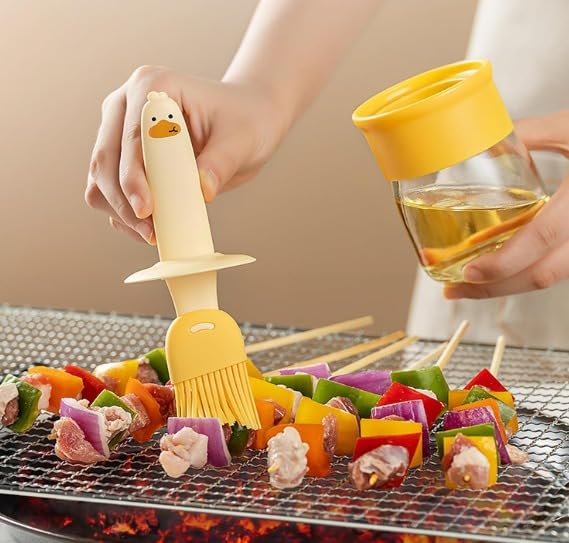 Oil Dispenser Bottle with Silicone Brush 200ML